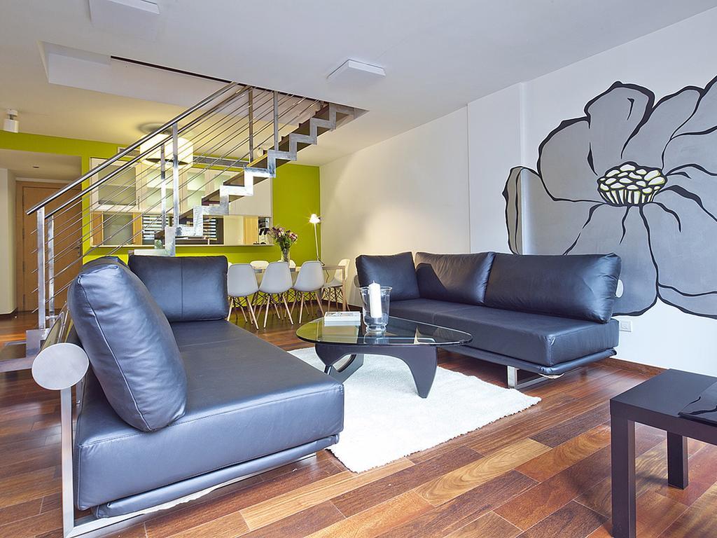 Apartment Barcelona Rentals - Swimming Pool With Terrace Εξωτερικό φωτογραφία