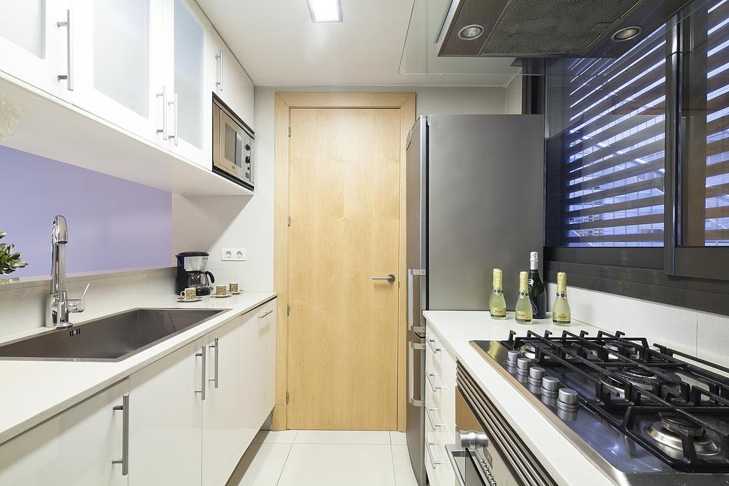 Apartment Barcelona Rentals - Swimming Pool With Terrace Εξωτερικό φωτογραφία